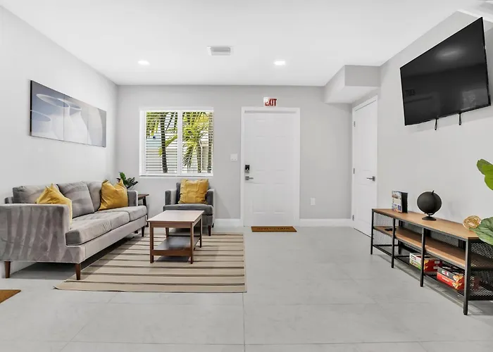 Sistrunk Shades Villas #2 New Downtown Fort Lauderdale Townhomes